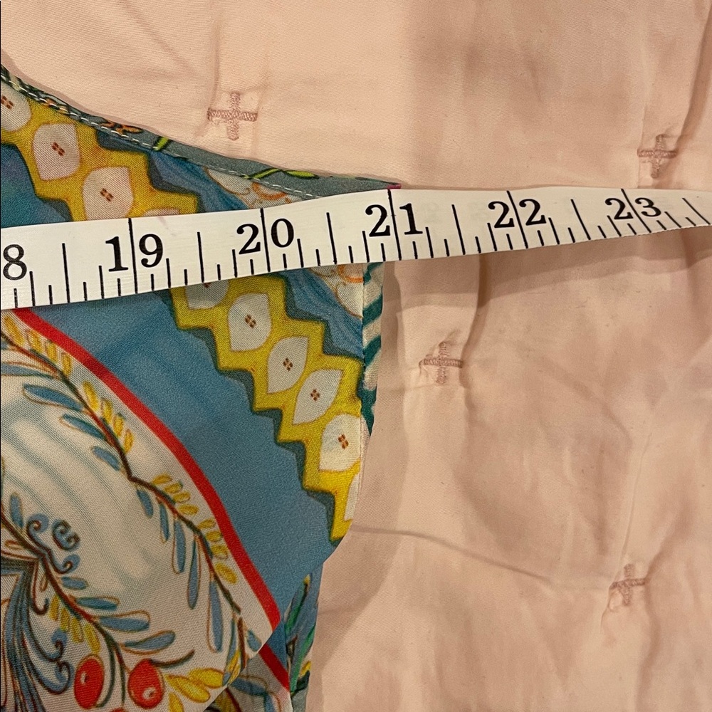 johnny was dress size large - Picture 10 of 11